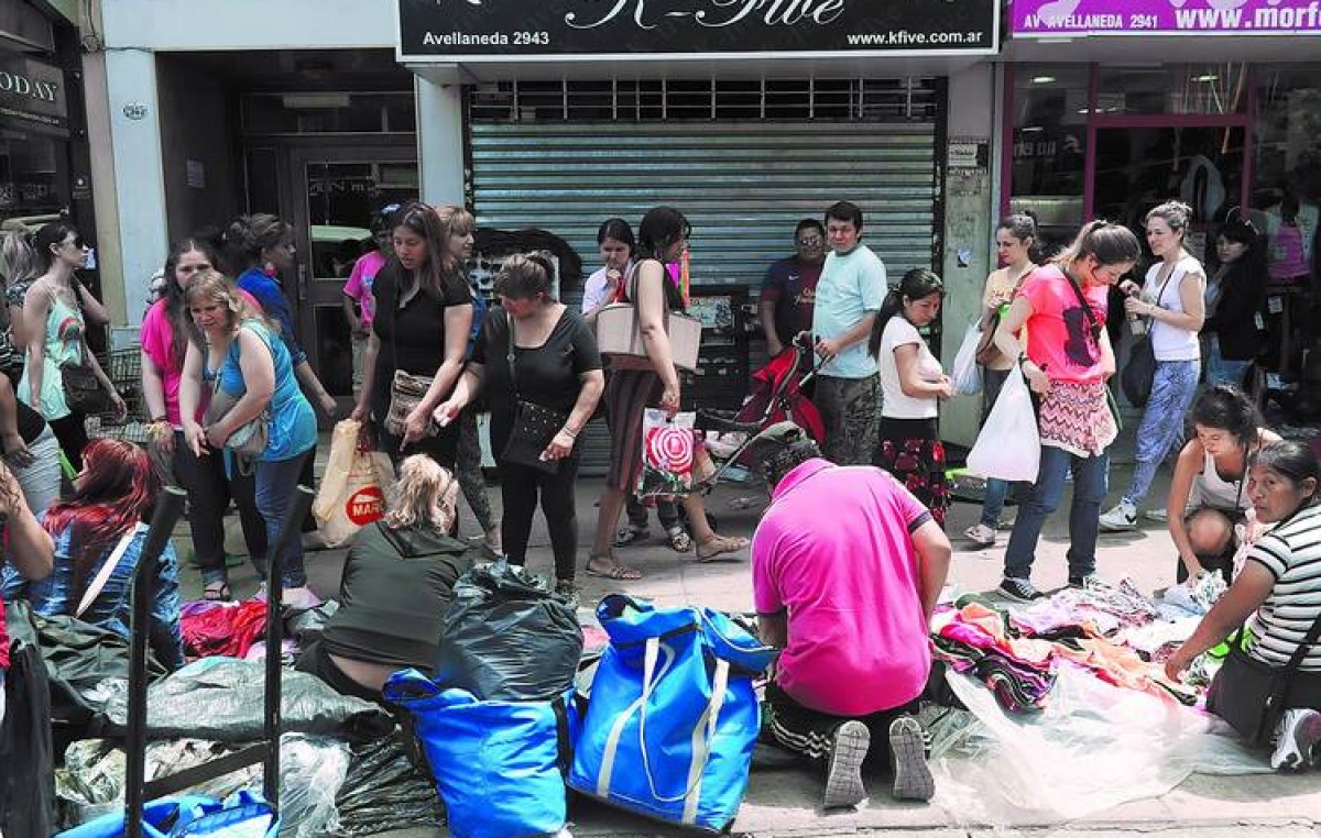 Aumentó 45,5 por ciento la venta ilegal callejera en Capital Federal