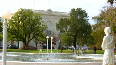 General Villegas: El Intendente anunció 30 % de aumento en salarios para 2015