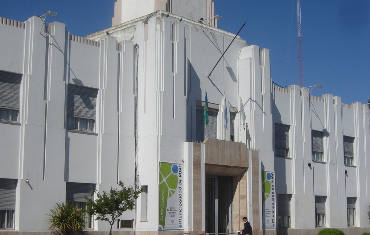 Puan: 600 pesos para los municipales por tres meses