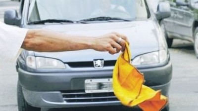 El Ejecutivo de Rosario avala prohibir a los cuidacoches en algunas zonas