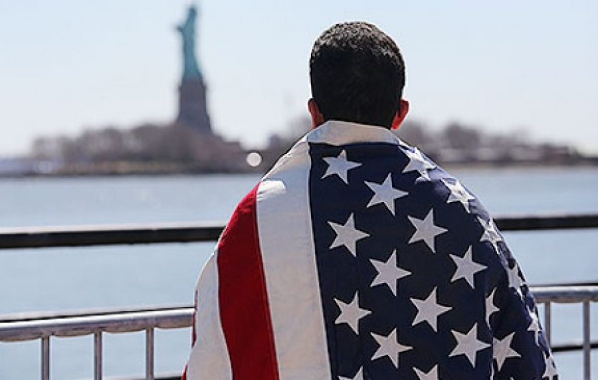 EEUU anuncia programa para inmigración legal de niños centroamericanos