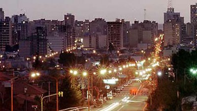 Bahía: La municipalidad lanzó un sistema que indica lugares libres donde estacionar