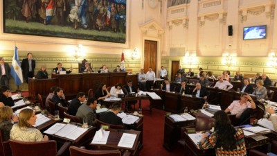 Santa Fe: Diputados sancionó sobre tablas la ley de «descanso dominical» en la provincia