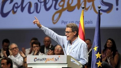 El presidente catalán propuso elecciones con lista única para separarse de España en 18 meses.
