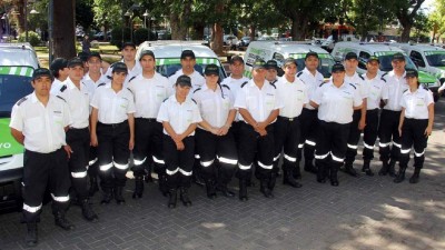 Luján puso en la calle a sus preventores contra el delito
