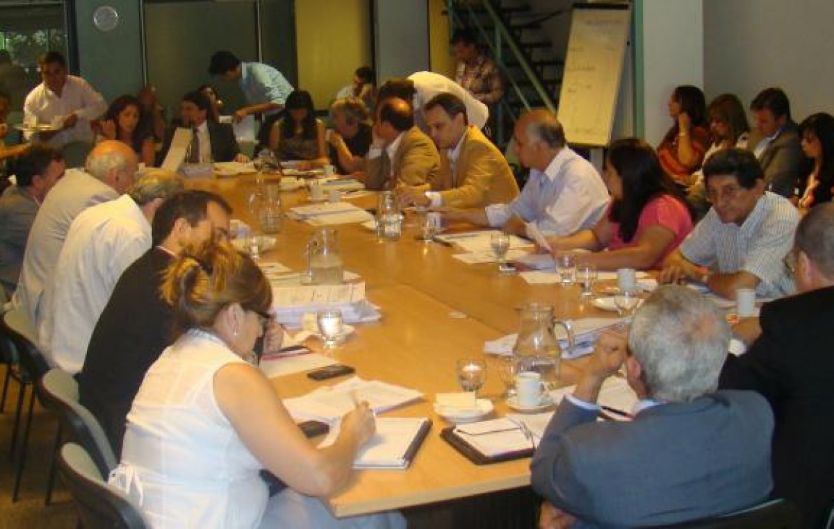 Sueldos, transporte y basura condicionan el Presupuesto 2015 de Córdoba