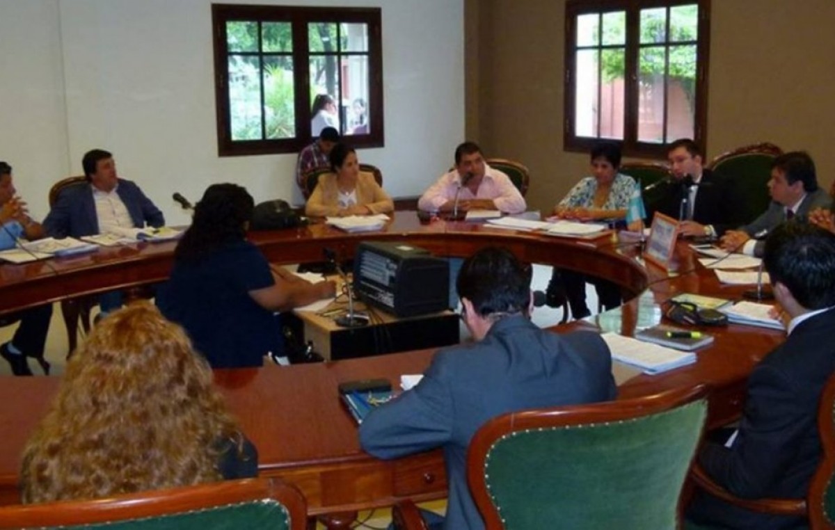 Orán: Rotundo rechazo de los concejales al tarifazo