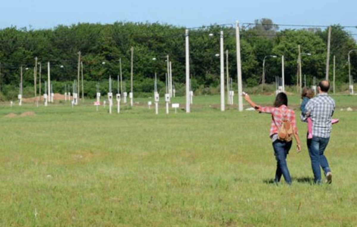 Rosario: En 2015 urbanizarán dos mil terrenos del programa «Mi Tierra, Mi Casa»