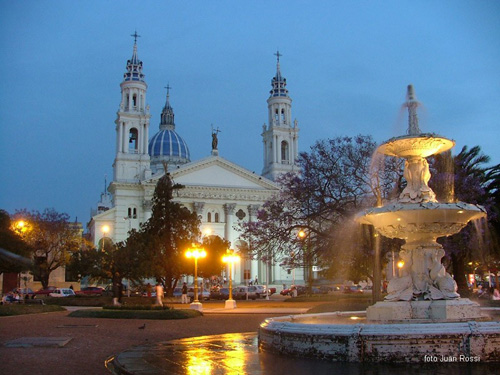 1352892098_Catedral_Paraná