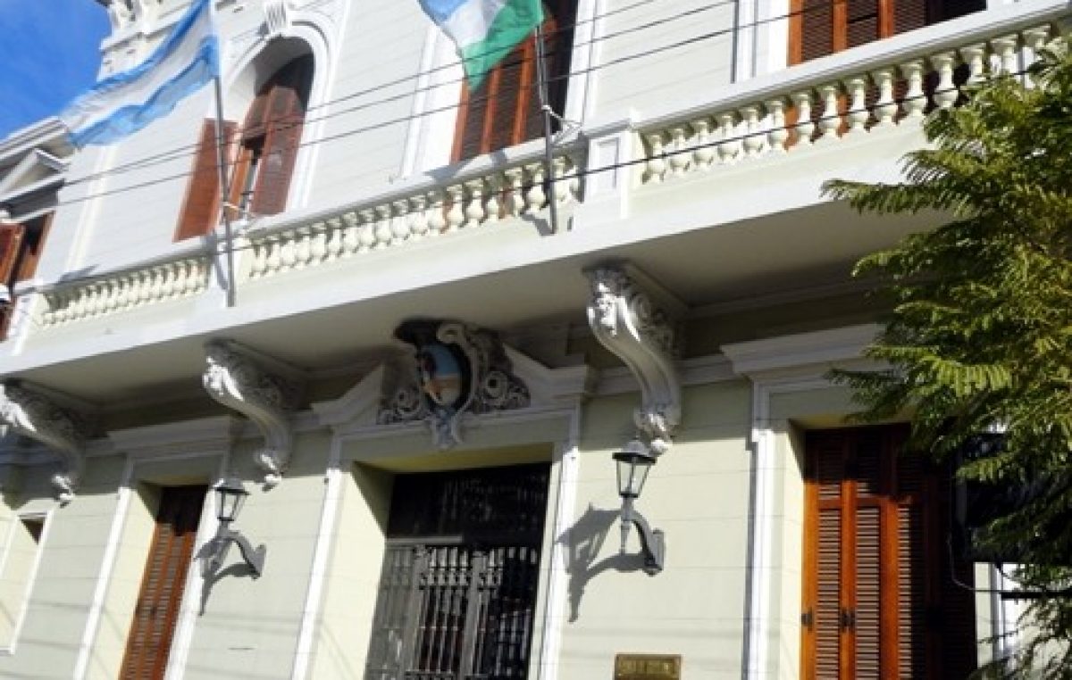 El Gobernador de Río Negro transfirió casi $5.000.000 a municipios para ejecutar obras