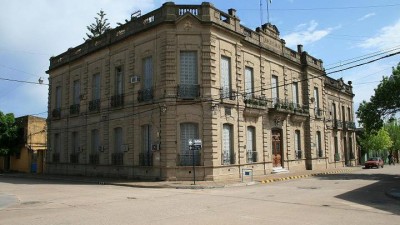Aumento de sueldos para municipales de La Paz