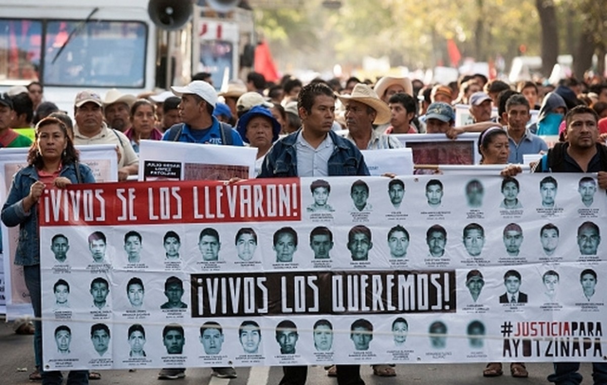 1977, «nacían» las Madres de Plaza de Mayo; 2014, nacen en México las Madres Guerreras de Iguala