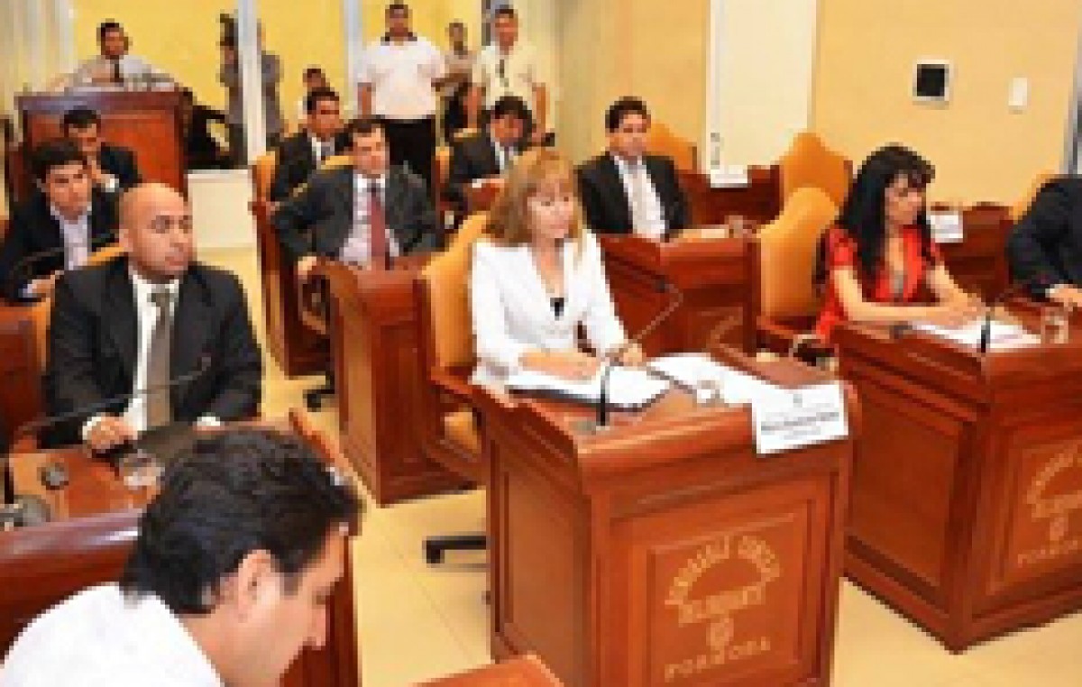 Concejales de Formosa tratan el traspaso de colectivos urbanos al municipio