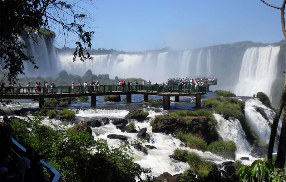 El fin de semana largo de Navidad movilizó más de dos millones de turistas
