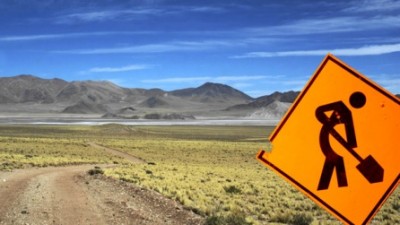 El Gobernador de Chubut prohibió por decreto toda actividad minera en la cordillera