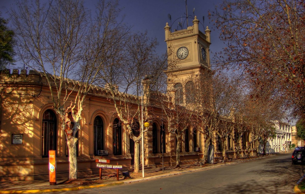 San Pedro: Municipales tomaron la intendencia y reclaman dentro del despacho del alcalde