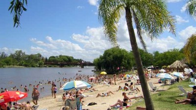 A la espera de turistas: Habilitaron 94 nuevos locales comerciales en Gualeguaychú