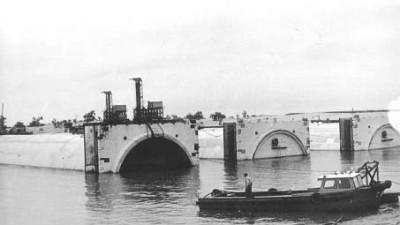 La construcción del Túnel Subfluvial , en la memoria de sus hacedores