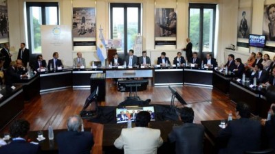 La Presidenta firma otra refinanciación de deudas con 17 provincias