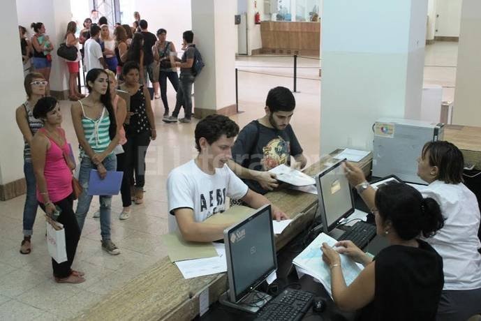 Casi 8 mil inscriptos para ingresar como personal municipal en Santa Fe