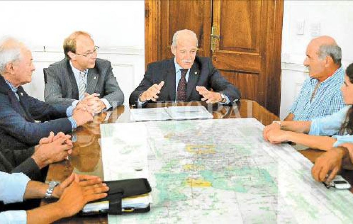 Otorgan financiamiento por más de 5 millones a siete Comunas Santafesinas
