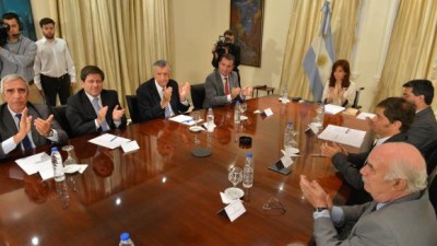 Mendoza y San Juan: Destinan $500 millones para sacar el excedente de vino