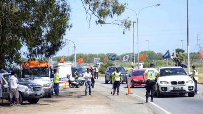 Con el uso de cámaras, Arba retuvo 12 autos de lujo con deuda