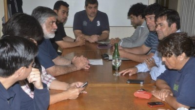 Municipales de Caleta suspendieron paro y el Intendente autorizó vacaciones