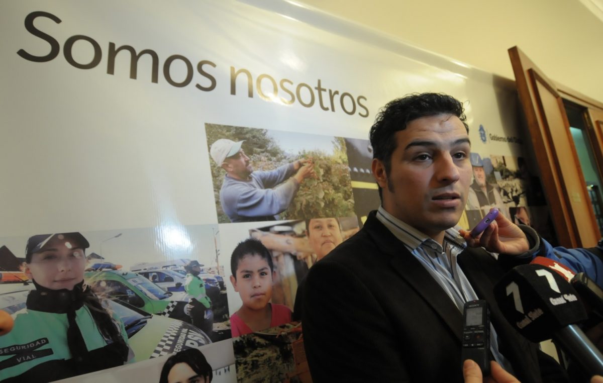El Intendente llegó a un acuerdo con los municipales de Sarmiento
