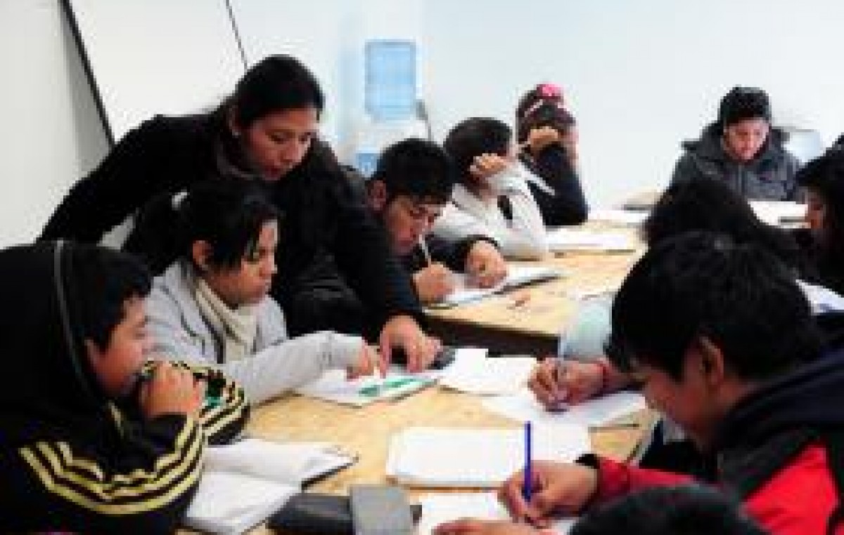 Apoyo escolar gratuito, un servicio municipal destacado por estudiantes de la ciudad de Salta
