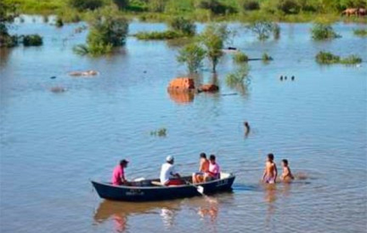 Ya hay más de un centenar de evacuados en Concordia por la creciente del río