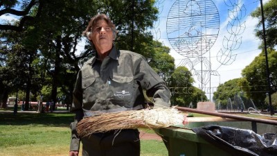Llegan más placeros para cuidar los paseos de la ciudad de Mendoza