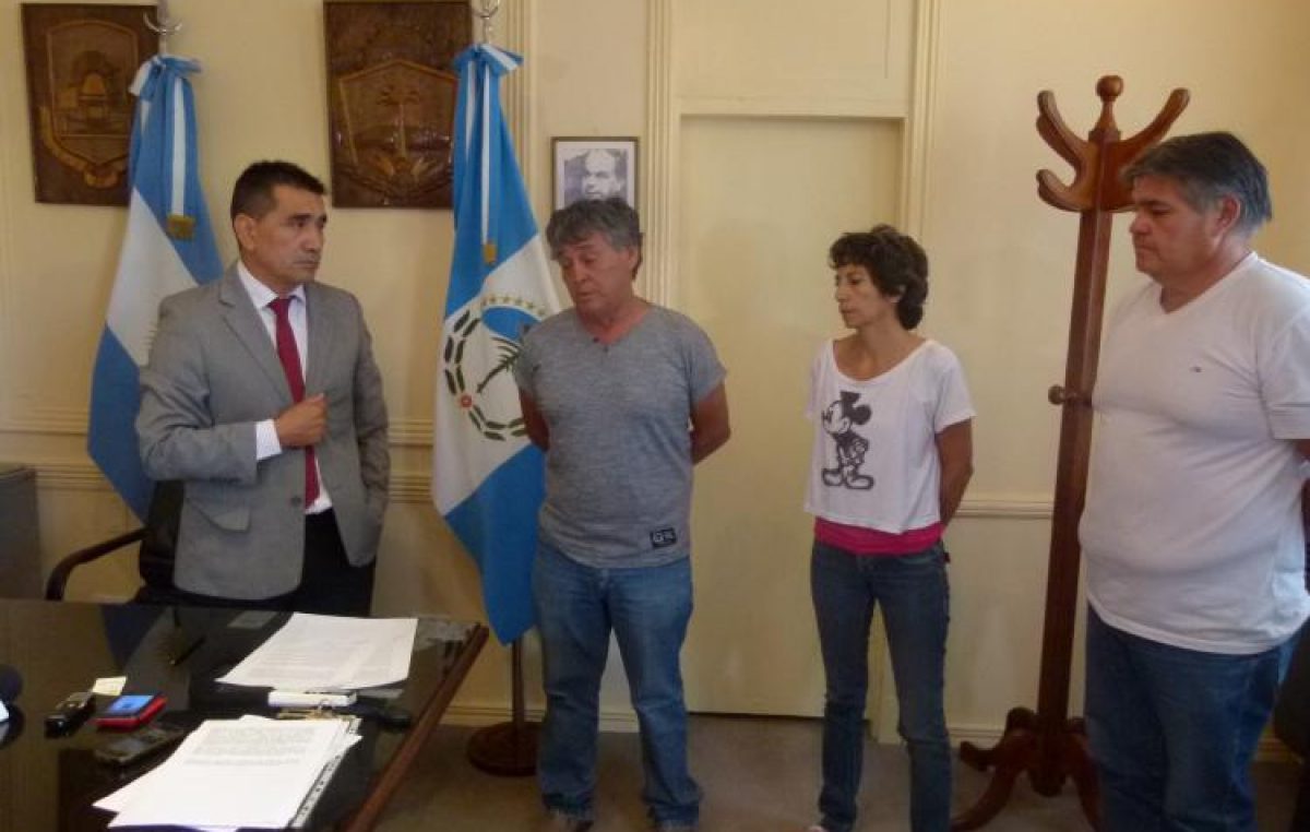 Aumento del 40% para municipales de Cutral Co