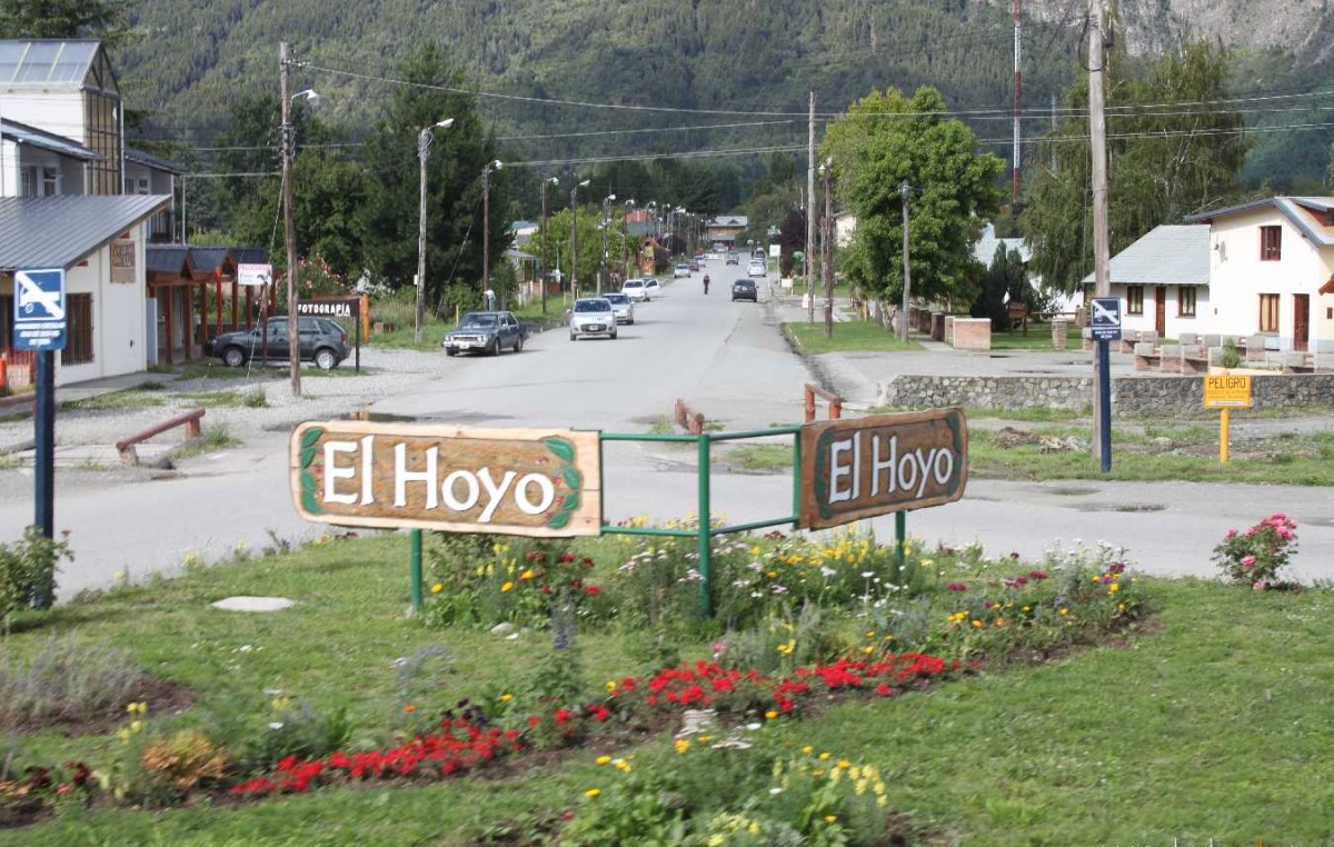 Concejales de El Hoyo aumentaron sus dietas casi un 300%