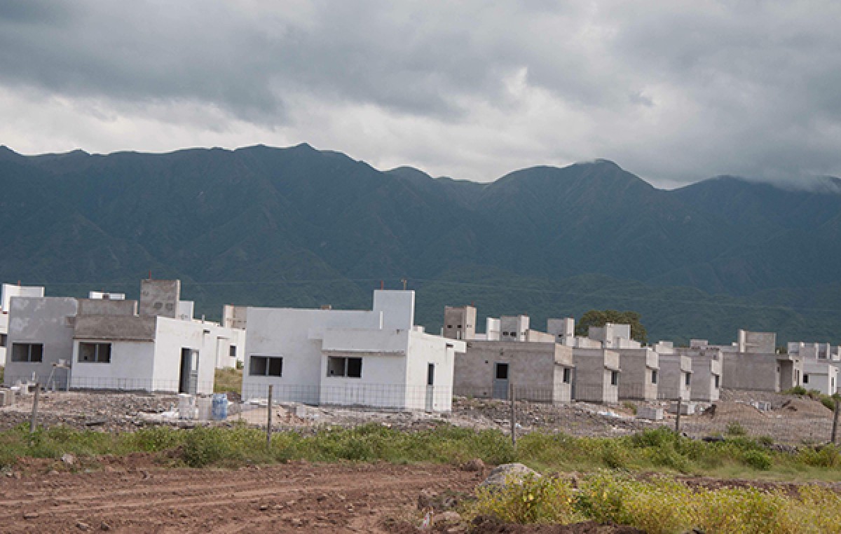 Avances en la construcción de la Ciudad Satélite en el sudoeste de Catamarca