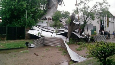 Fuerte temporal en Concepción del Uruguay.