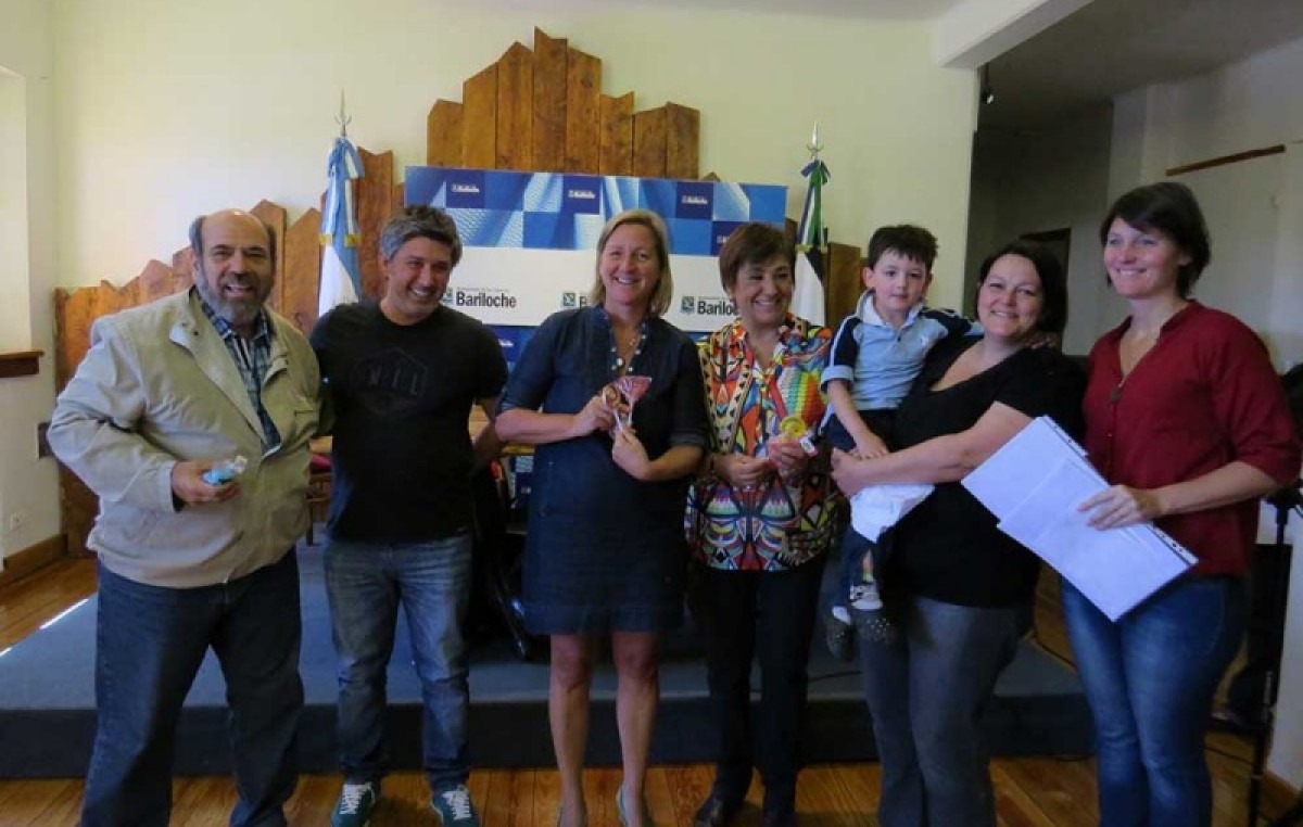 Emprendedores barilochenses recibieron microcréditos nacionales