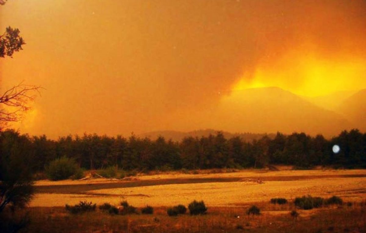 El fuego no da tregua en Chubut: alcanzó complejo privado y son 13 mil las hectáreas afectadas