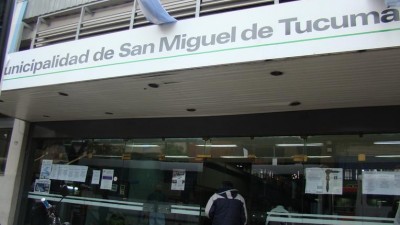 Tucumán: Municipales piden una suba salarial “en blanco”