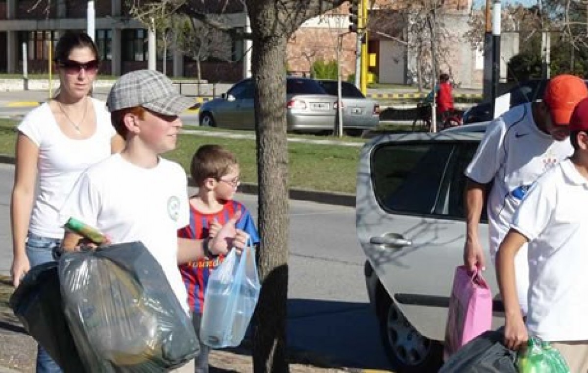 En Rosario canjean residuos reciclables por verduras orgánicas