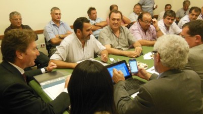 Santa Fe: Pasó a cuarto intermedio hasta el martes la paritaria municipal