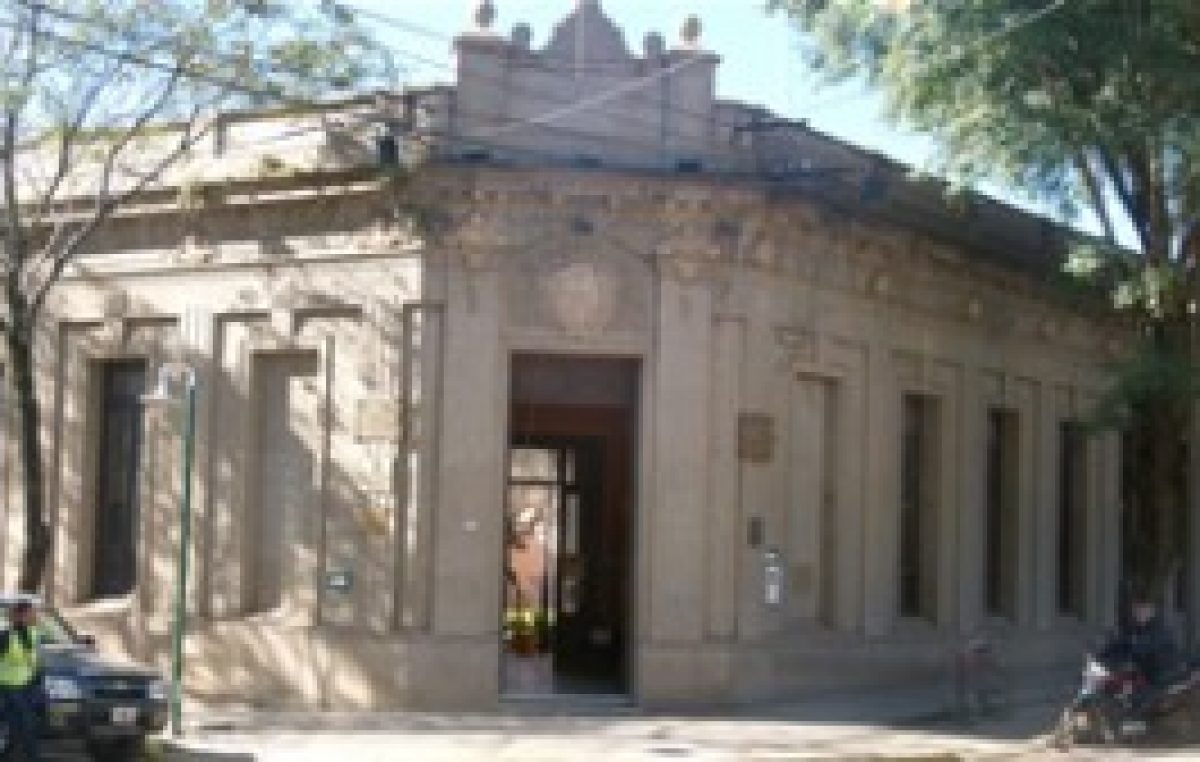 Los municipales de Colón siguen analizando una presentación legal por el acuerdo firmado entre la comuna y otro gremio