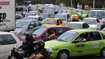 En la ciudad de Córdoba ya hay un vehículo cada dos habitantes