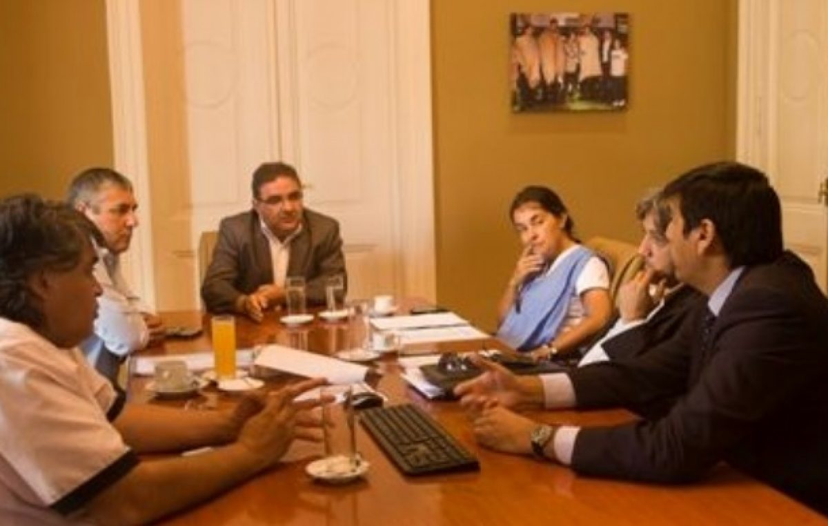 El Intendente de Catamarca le pidió austeridad al CD y llamará a sesión extraordinaria