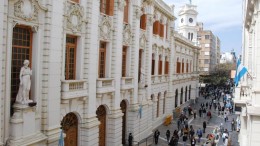 Para ayudar a la Policía darán a municipios de Córdoba la misma suma que para reparar escuelas