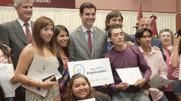 Jóvenes salteños reciben microcréditos para financiar sus proyectos
