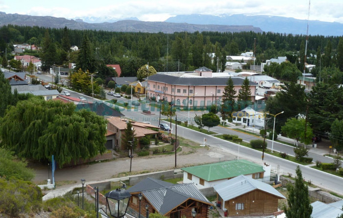 Obras, inauguraciones y anuncios en Los Antiguos