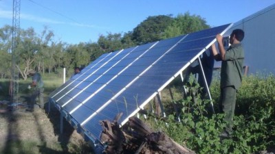 Una escuela isleña de Santa Fe será abastecida al 100 por ciento con energía eólica y solar