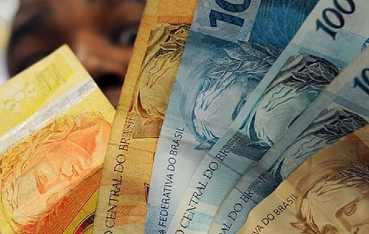 El real se devalúa: Acumula una caída de 8,5% en lo que va del año