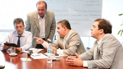 El Intendente de Catamarca adelantaría las elecciones municipales